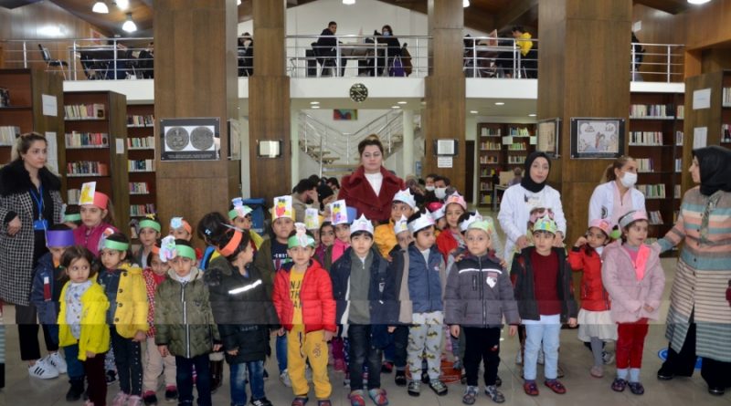 Diyarbakırlı minikler ”Kütüphane Haftasını” kutladı